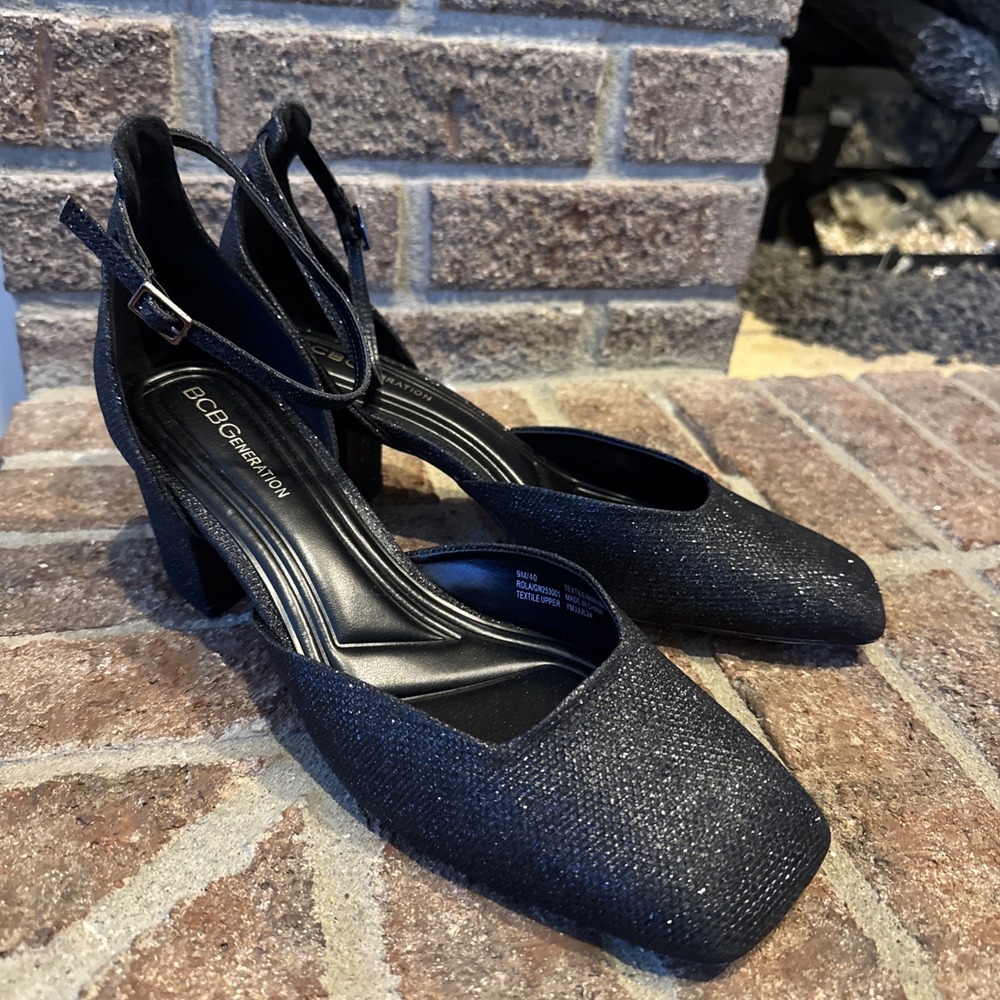 BCBGeneration Rola Shimmery Block Heel Pump Women's Black Size 9M #502